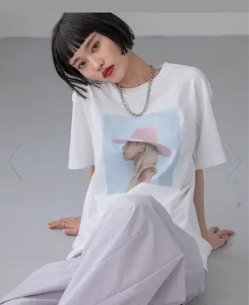 로리즈팜 GAGA PHOTO TEE