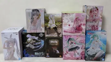 프리렌, 하츠네 미쿠 외 피규어 묶음 판매