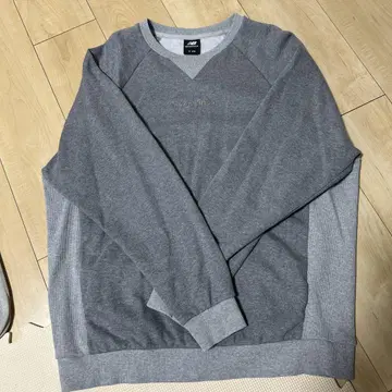 뉴발란스 그레이 트레이닝복 M 사이즈