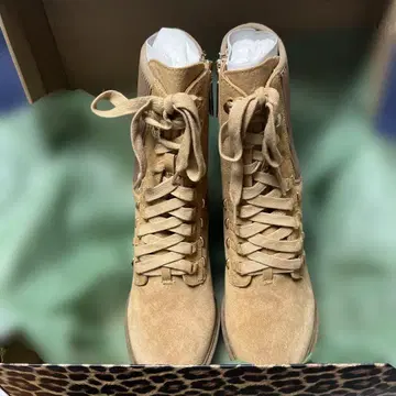 RIVER ISLAND 베이지 스웨이드 캐주얼 부츠