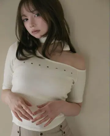 ANDMARY Nana ribbon oneshoulder tops