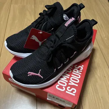 미사용 새상품 PUMA 소프트라이드 23cm