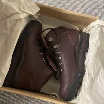MERRELL SCARABIAN 부츠 7 (USA)
