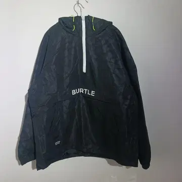 BURTLE 블랙 아우터