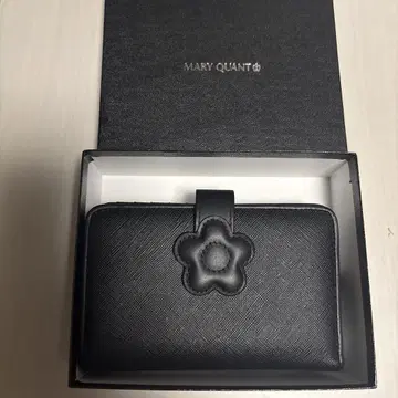 MARY QUANT 블랙 접이식 지갑