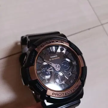 G-SHOCK GA-200RG