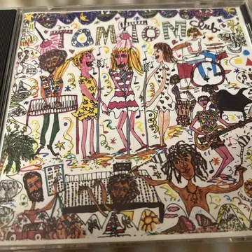 TOM TOM CLUB 데뷔 앨범