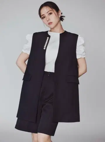 [ 새상품급 ] 린넨라이크 펄 넥 롱베스트 블랙 셀러드