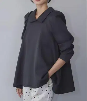 다크 그레이 플레어 실루엣