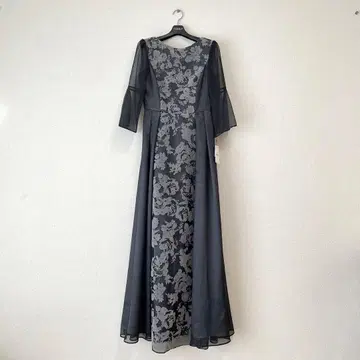 [ 미사용 새상품 ] AIMER 신상 A라인 스테이지 드레스