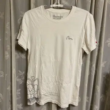 EVISU UNIQUE 티셔츠 M 사이즈