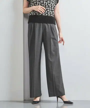 컨디션 최상 UNITED ARROWS 24AW 2턱 와이드 팬츠 38