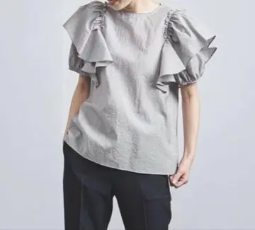 유나이티드 애로우즈 퍼프 슬리브 블라우스