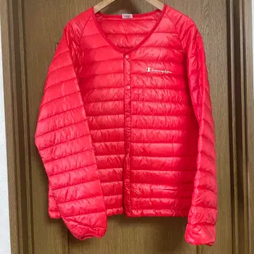 Champion 레드 다운 자켓 O 사이즈