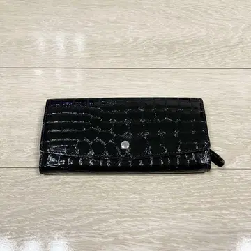 코코피오레 cocco fiore 블랙 컬러 블랙 장지갑 소가죽 에나멜