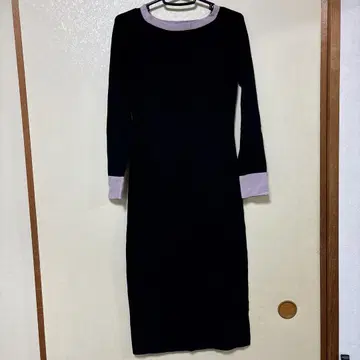 EMPORIO ARMANI 블랙 긴팔 타이트 원피스