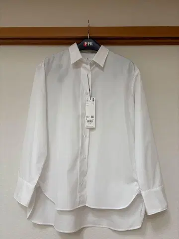 새상품 UNIQLO +J 유니클로 +J 화이트 셔츠 L