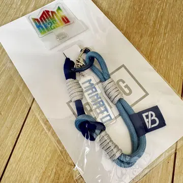 MANATO BMSG 페스 25 폰 스트랩