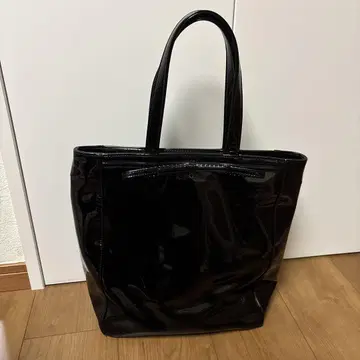 매킨토시 철학 광택 블랙 토트백