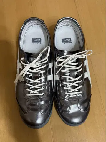 오니츠카타이거 멕시코 66 메탈릭