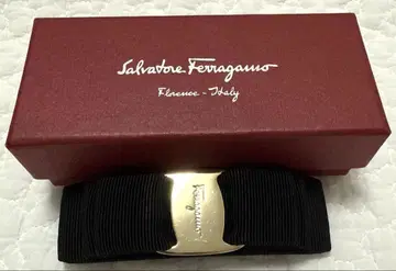 Salvatore Ferragamo 리본 머리핀
