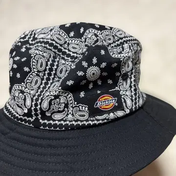 Dickies 반다나 패턴 버킷햇