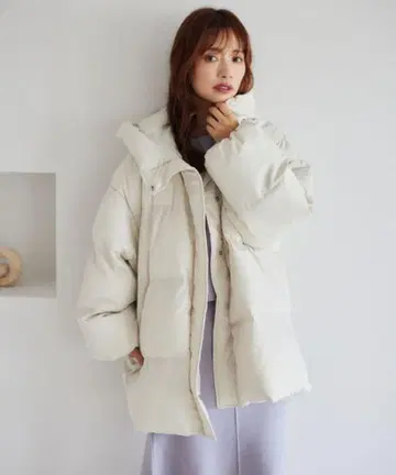 mysty woman 후드 충전솜 스탠드넥 미들 블루종