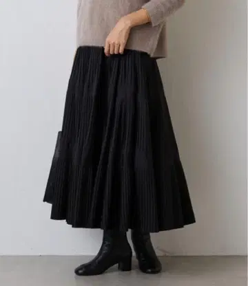 [컨디션 최상] BEARDSLEY 플리츠 캉캉 스커트 블랙