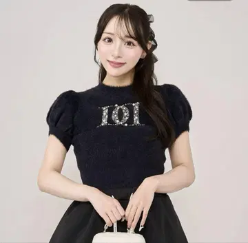 Darich 팬시 비즈 DD 로고 니트탑 다리치