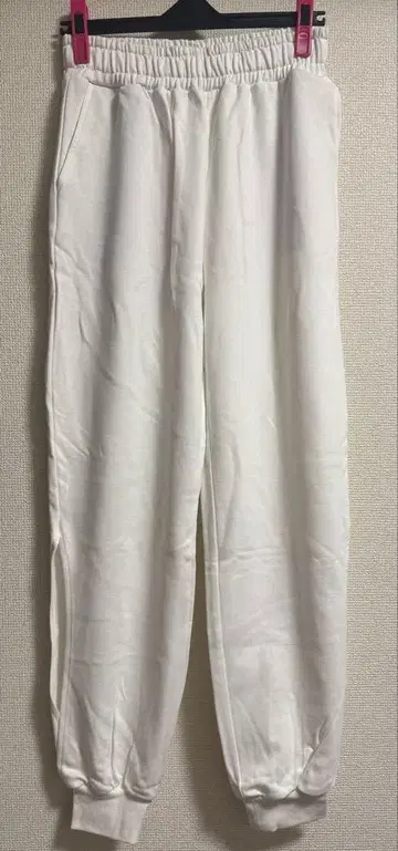 EGOIST 화이트 조거 팬츠 사이드 슬릿