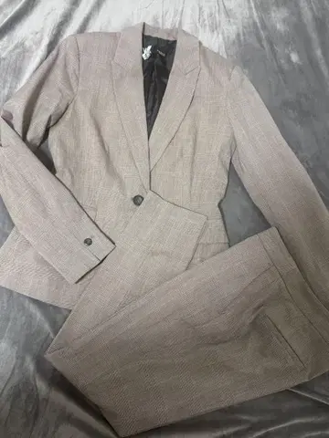ZARA 체크 무늬 베이지 계열 팬츠 수트