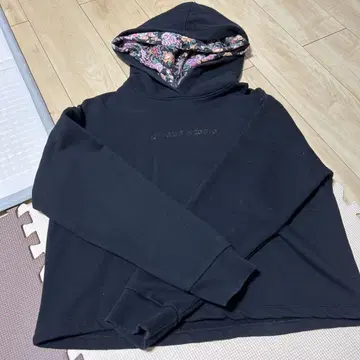 ZARA 블랙 후드티 M 사이즈