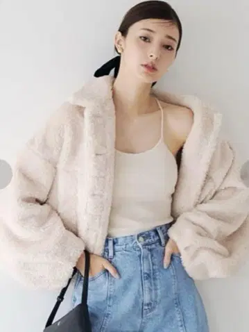 스나이델 Sustainable 보아 숏코트