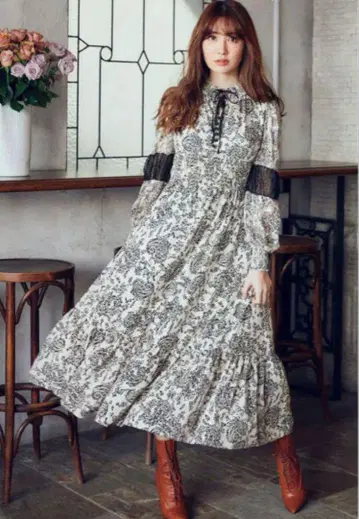herlipto Winter Floral Long sleeve Dress