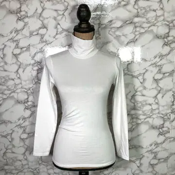 UNIQLO 유니클로 ( M ) 히트텍 터틀 티셔츠 화이트
