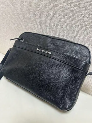 MICHAEL KORS 블랙 가죽 숄더백