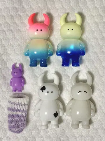 우아모우 UAMOU 소프트 비닐