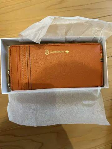 CASTELBAJAC 오렌지 장지갑