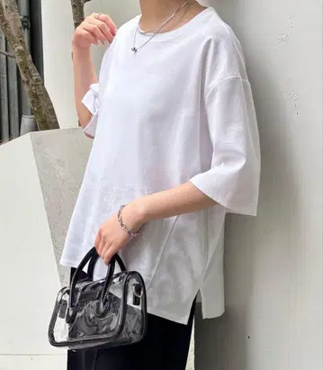 미사용 미개봉 새상품 콜라주 개럴개런트 분또 절개 반팔 T셔츠