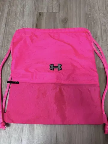 새상품 Under Armour 냅색 택 없음