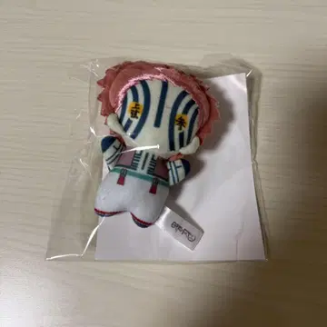 아카자 유라후와 봉제 인형 마스코트