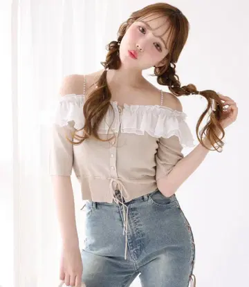 NICE CLAUP 펄 오프숄더 니트