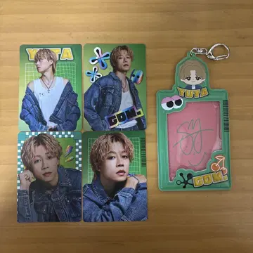 코무돗토 유타 트레이딩 카드, 굿즈 세트