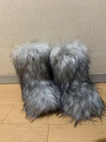 그레이 퍼 어그 부츠