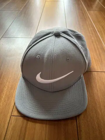 Nike Pro/CAP