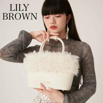 LILY BROWN 릴리 브라운 에코 퍼 절개 토트 아이보리