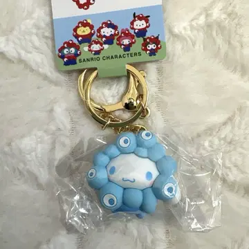 오사카 만박 미야쿠미야쿠 키링 산리오 시나몬