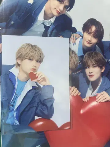 더 텔레비전 2025 가을 브로마이드