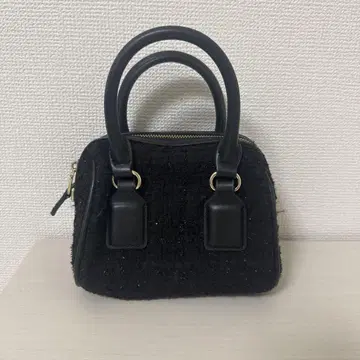 ZARA 블랙 트위드 핸드백