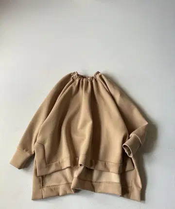 HYEON 헤 루즈핏 풀오버